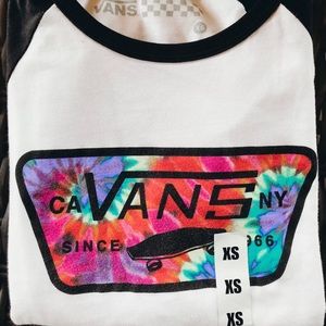 NWT VANS baseball tee